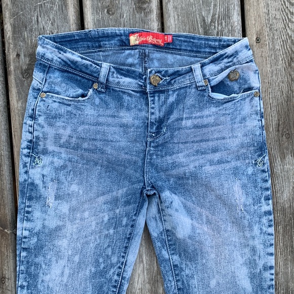 Apple Bottom Jeans - Picture 4 of 13